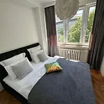 アパート Cosy With Amazing View カトヴィツェ