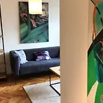Cosy With Amazing View Apartment